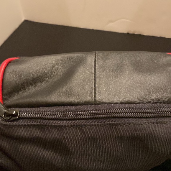 Wilsons Leather Dale Earnhardt Jr waist bag Fanny pack NASCAR adjustable strap - Picture 5 of 9